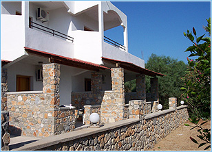 George Studios Balconies, Pefkos